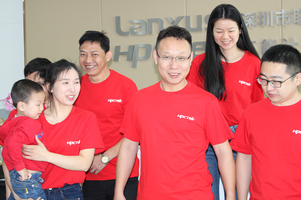 【2021開門紅】 “前方高能”預警 英姿颯爽創未來