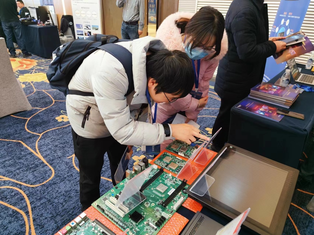 騰瓏靈動 賦智未來——高能計算機受邀參展2023飛騰嵌入式賦能培訓大會成都站(圖6) c000853efa4c7c00d6b54bad07aa5c0.jpg